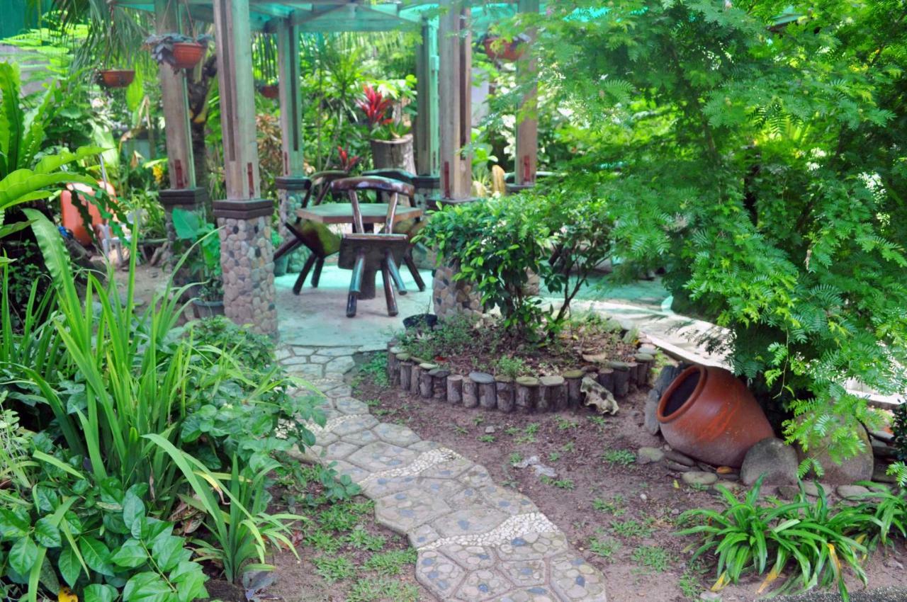 Peak House Garden Pension El Nido Extérieur photo
